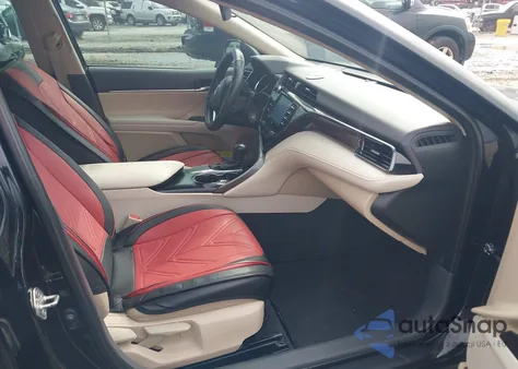 2020 Toyota Camry Le from USA, damaged, VIN 4T1C11AK8LU984569